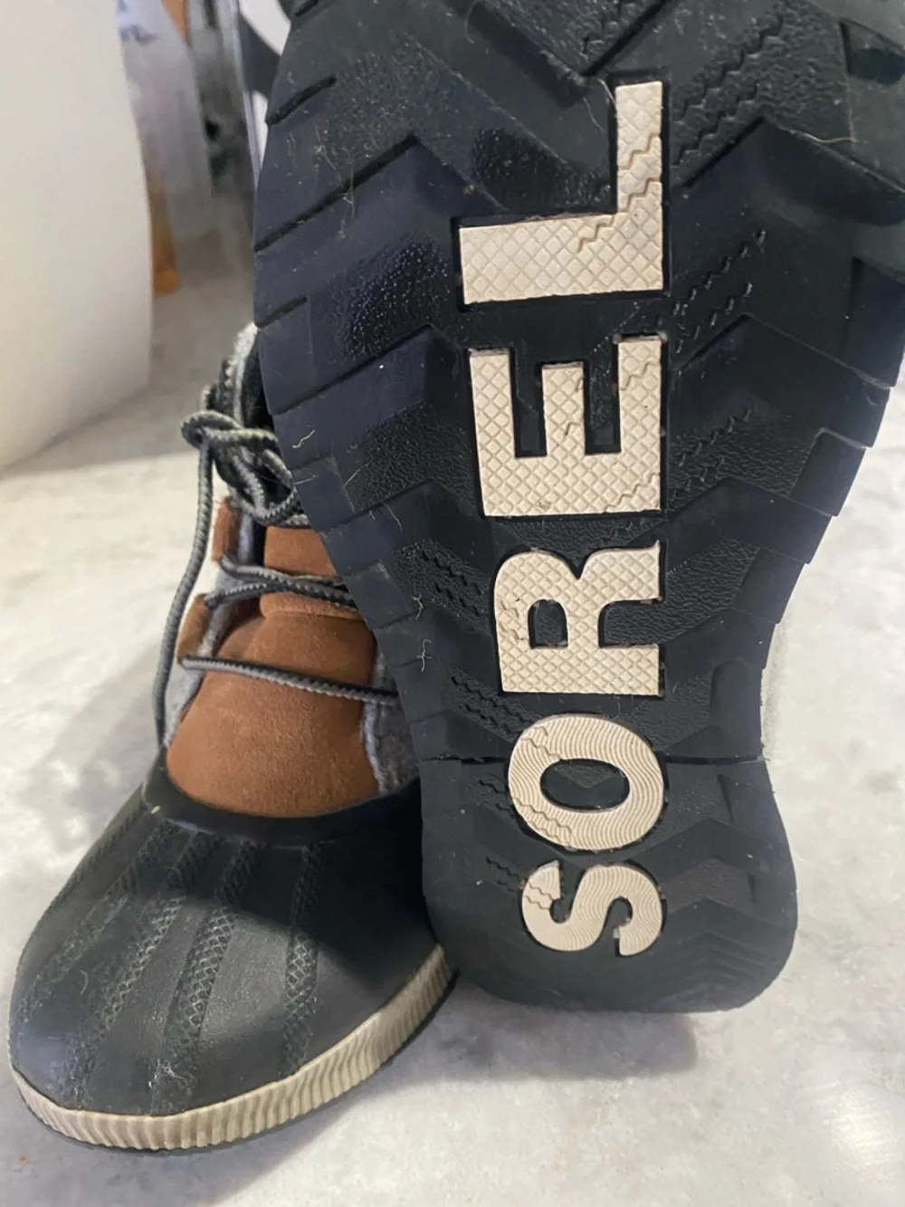 Sorel women’s Out N About classic duck boot - Picture 4 of 7